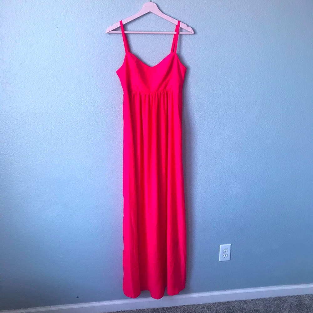 Beautiful beach/vacation/maternity maxi dress